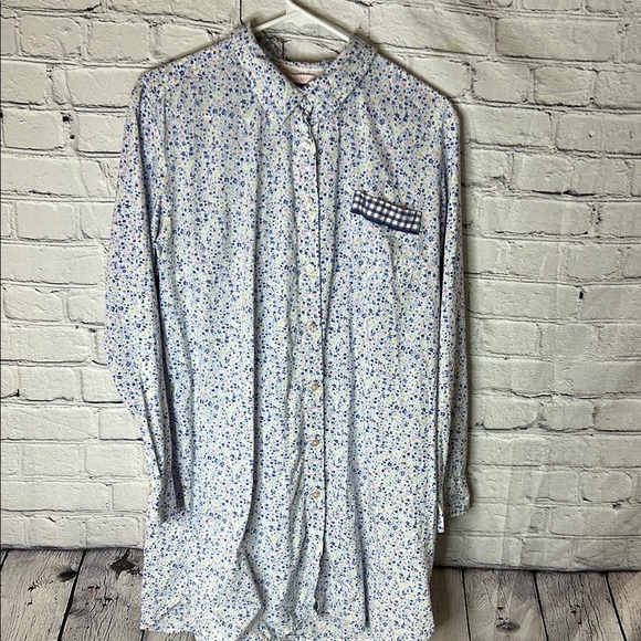 Victorias Secret The Mayfair cotton button down sleep shirt size large - Picture 1 of 11